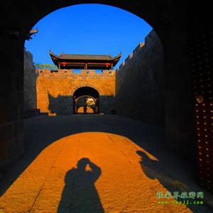 單獨成團M線：張家界袁家界、乾州城四天三晚獨立成團游